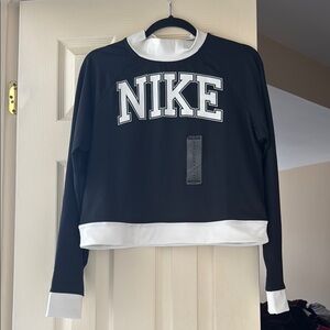 Nike Women's Black and White Sweater
